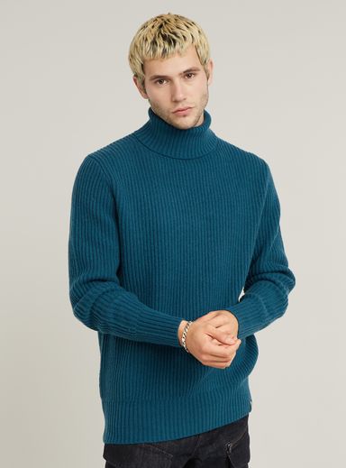 Essential Turtle Knitted Sweater